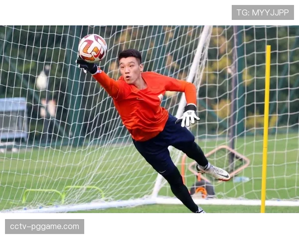 俄罗斯后卫索罗金确认加盟成都蓉城，签约两年助力争冠